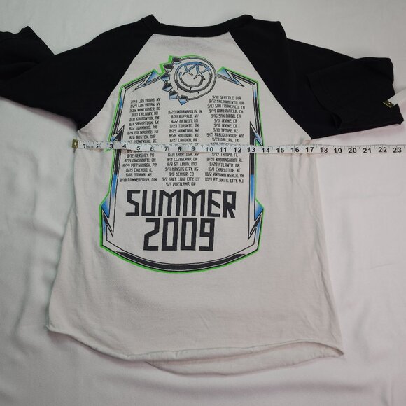 Band Blink 182 Summer 2009 Shirt (S) - Picture 6 of 8